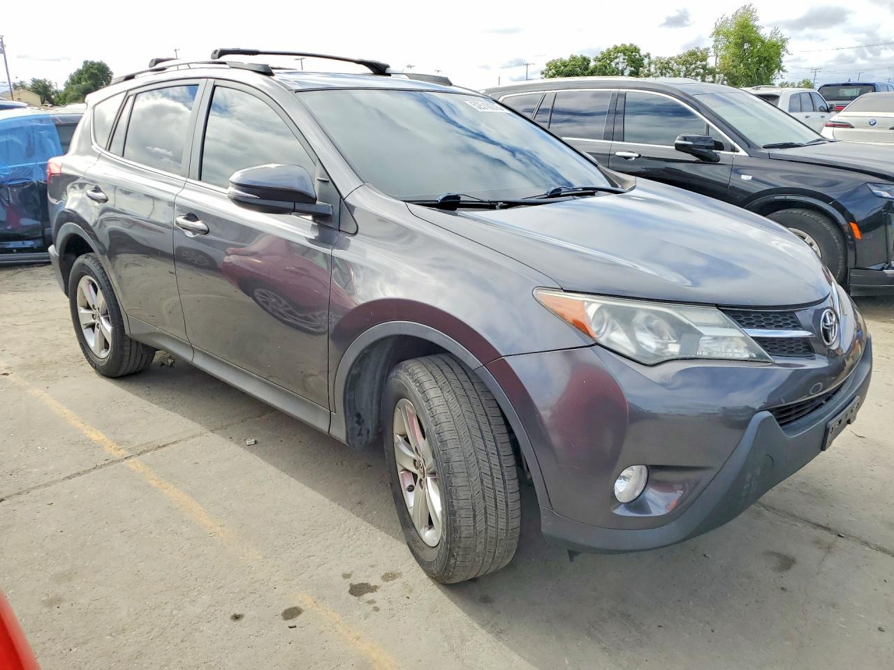 2015 Toyota Rav4 Xle - Image 4