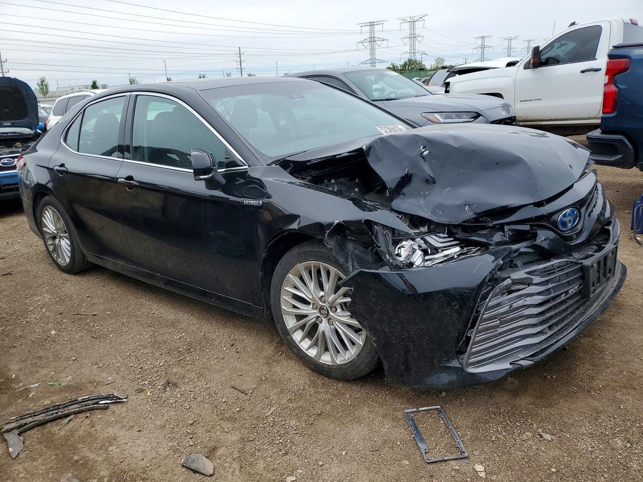 2018 Toyota Camry Hybrid Xle - Image 4