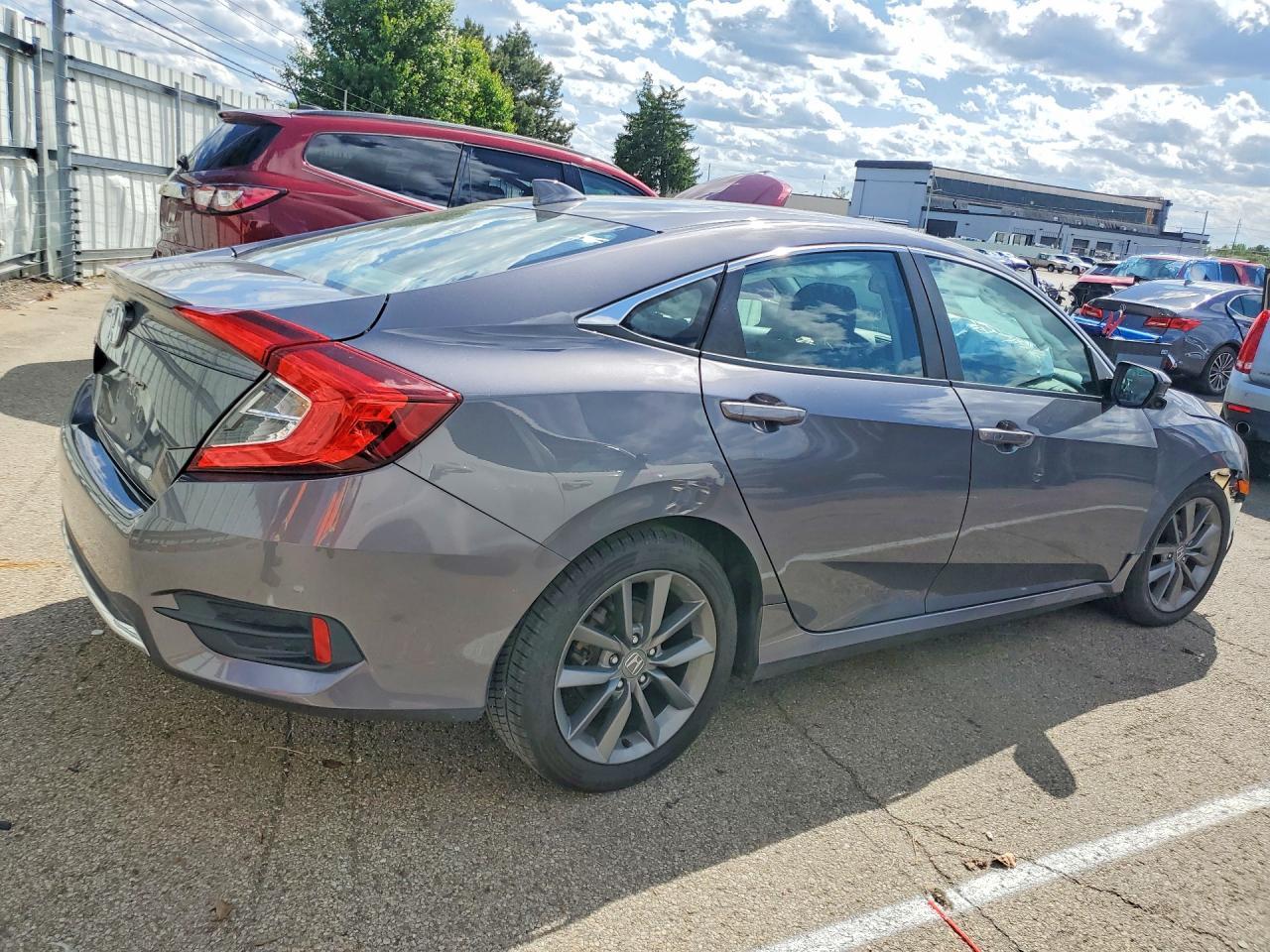 2019 Honda Civic Ex - Image 3