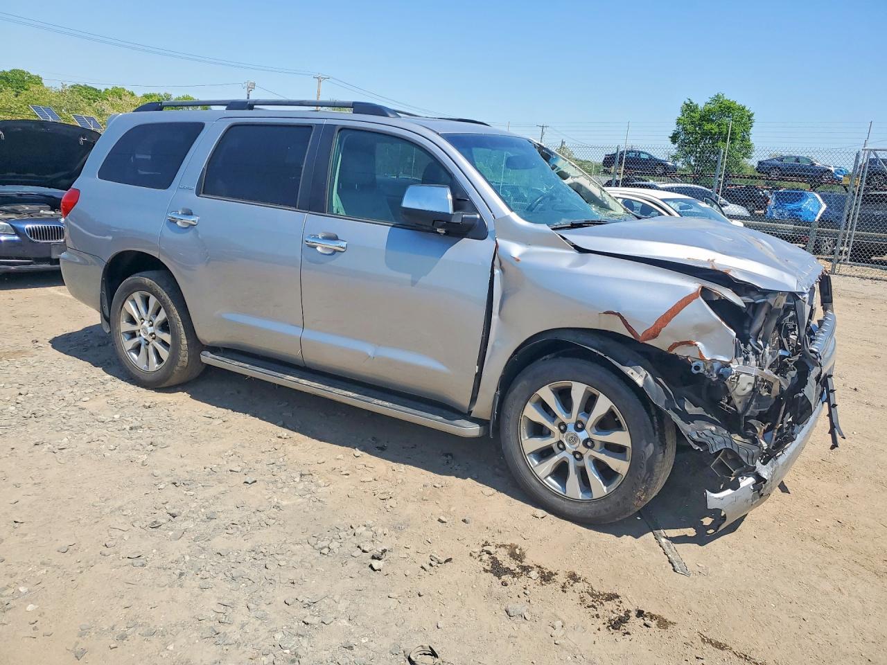 2017 Toyota Sequoia Limited - Фото 4