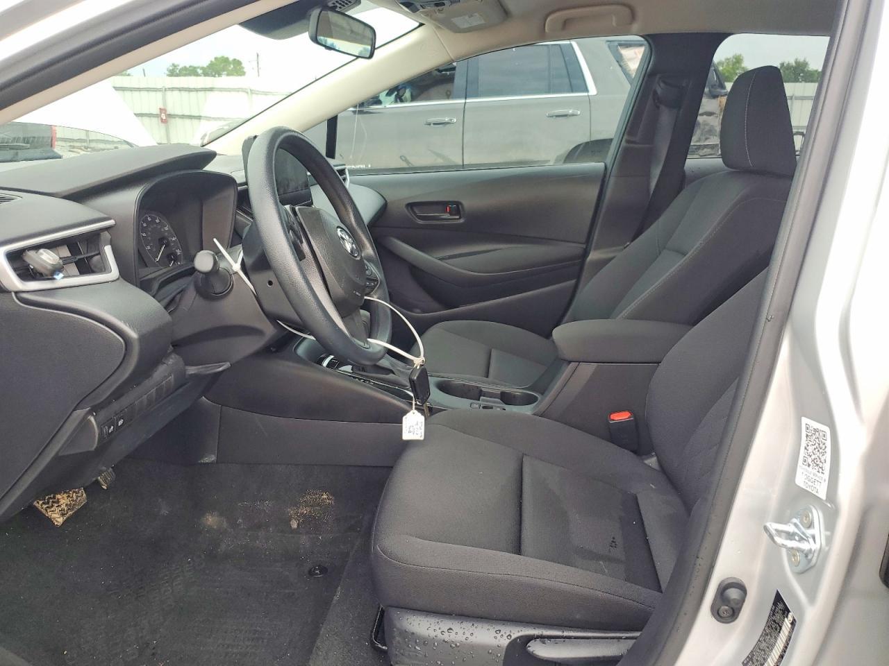 2025 Toyota Corolla Le - Image 7