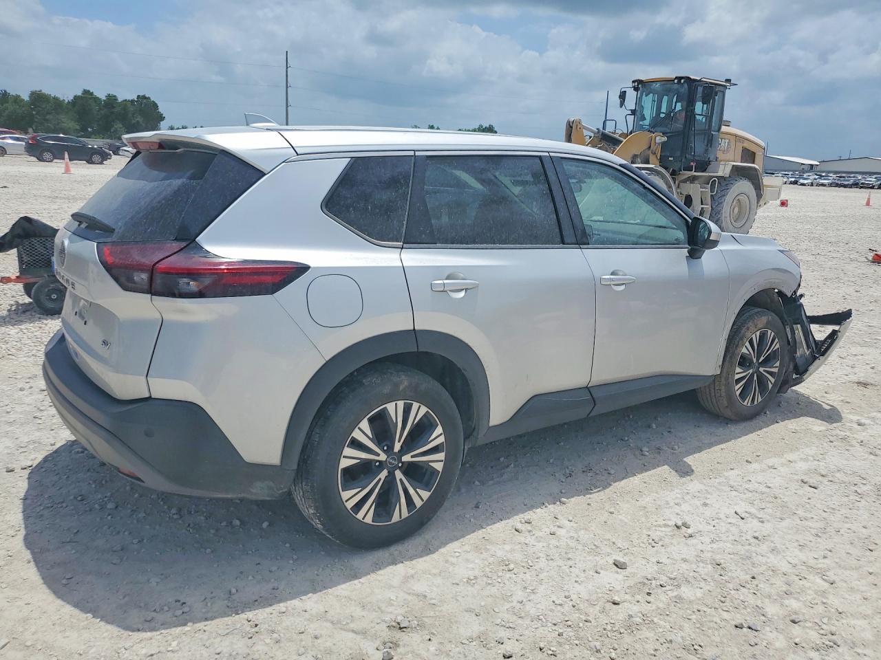 2023 Nissan Rogue Sv - Фото 3