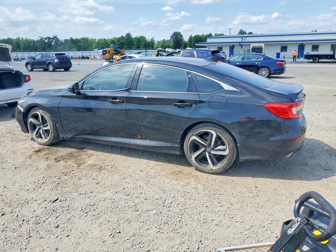 2019 Honda Accord Sport - Фото 2
