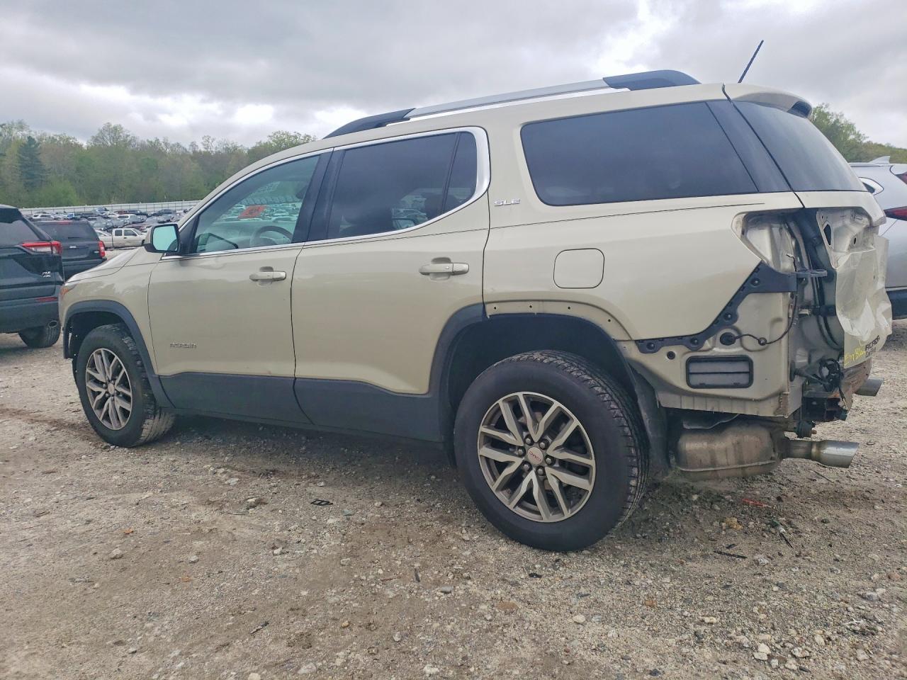 2017 GMC Acadia Sle - Image 2