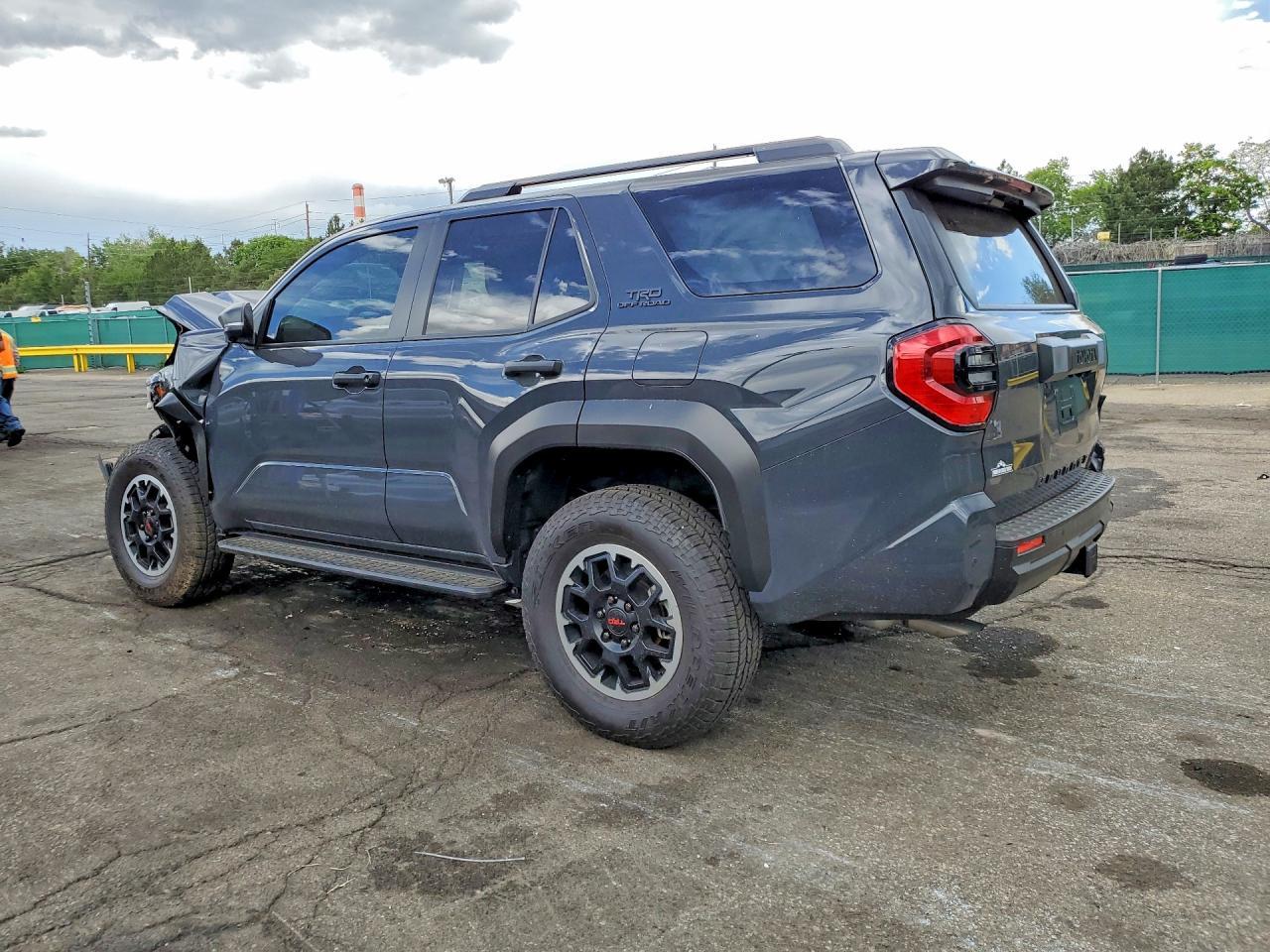 2025 Toyota 4Runner Trd Off-Road Premium - Image 2