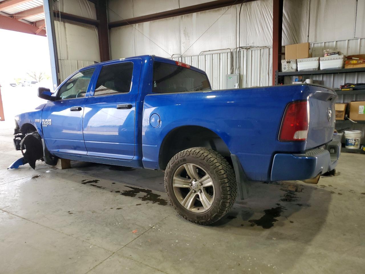 2019 Ram 1500 Classic Tradesman - Фото 2