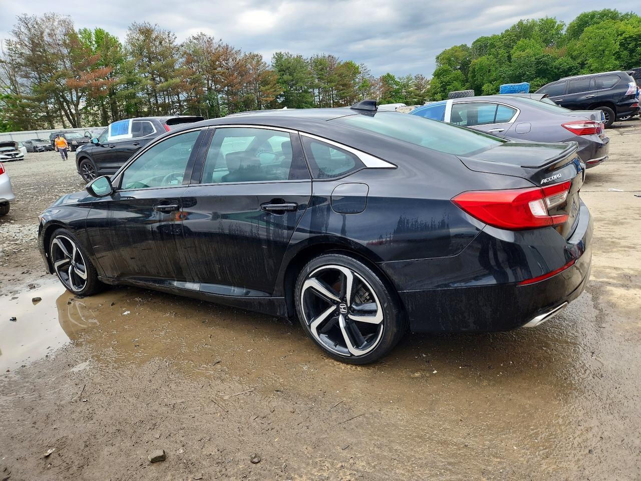 2020 Honda Accord Sport - Фото 2