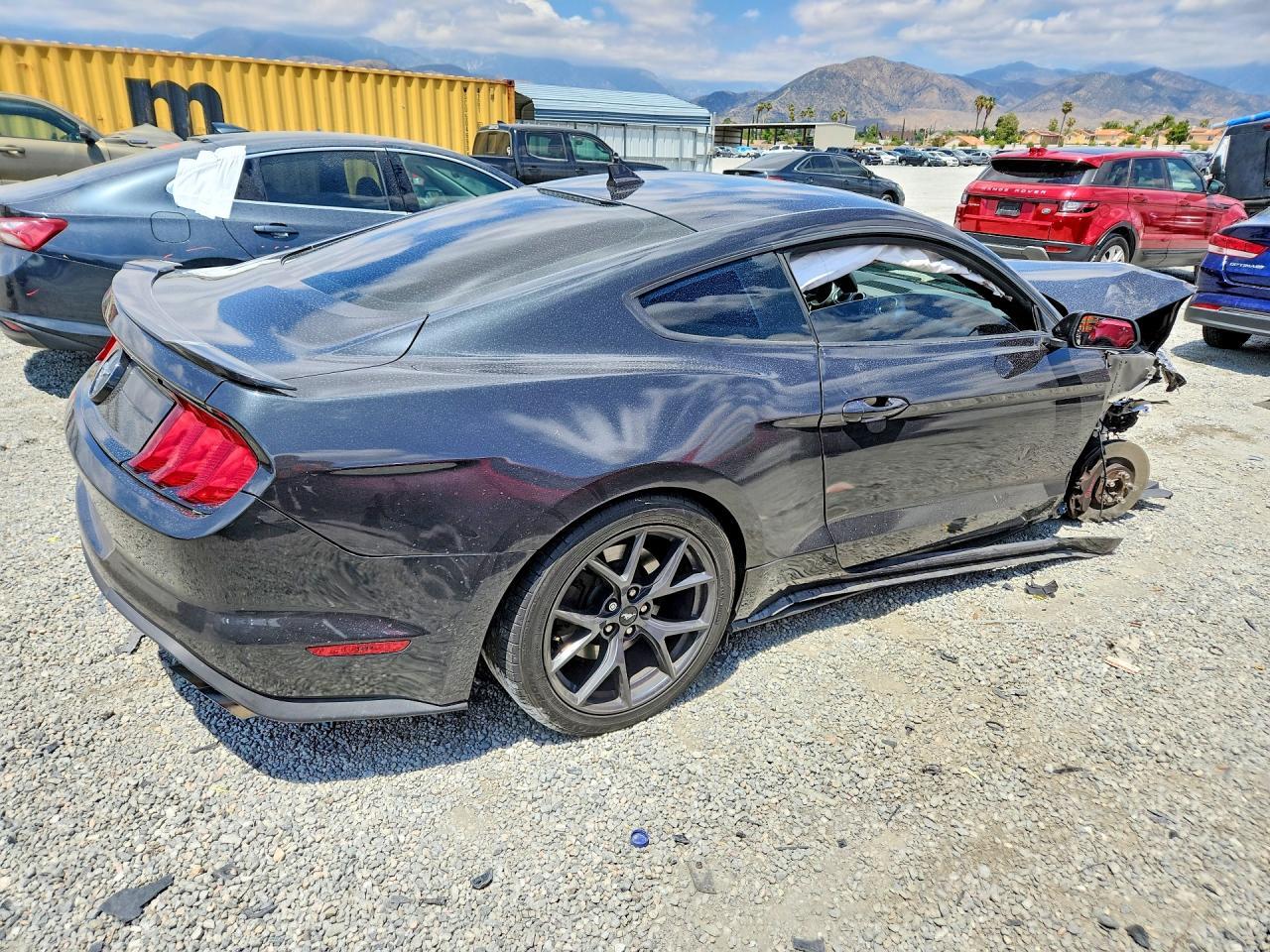 2023 Ford Mustang - Фото 3