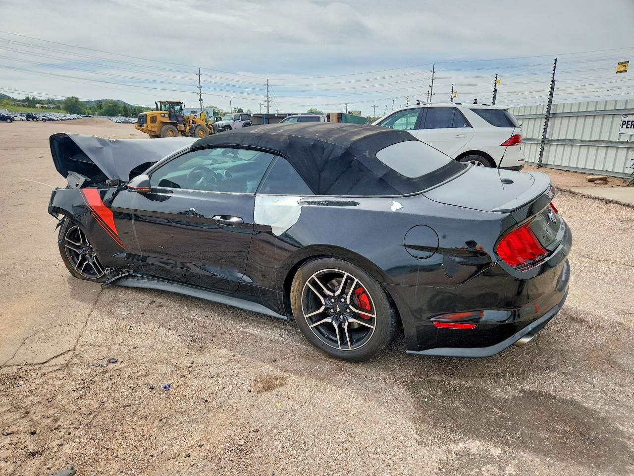 2019 Ford Mustang - Фото 2
