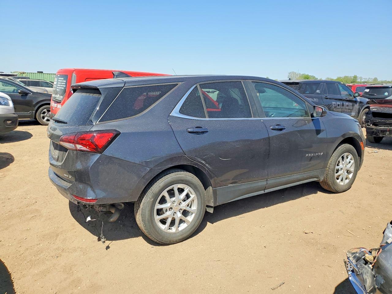 2022 Chevrolet Equinox Lt - Image 3