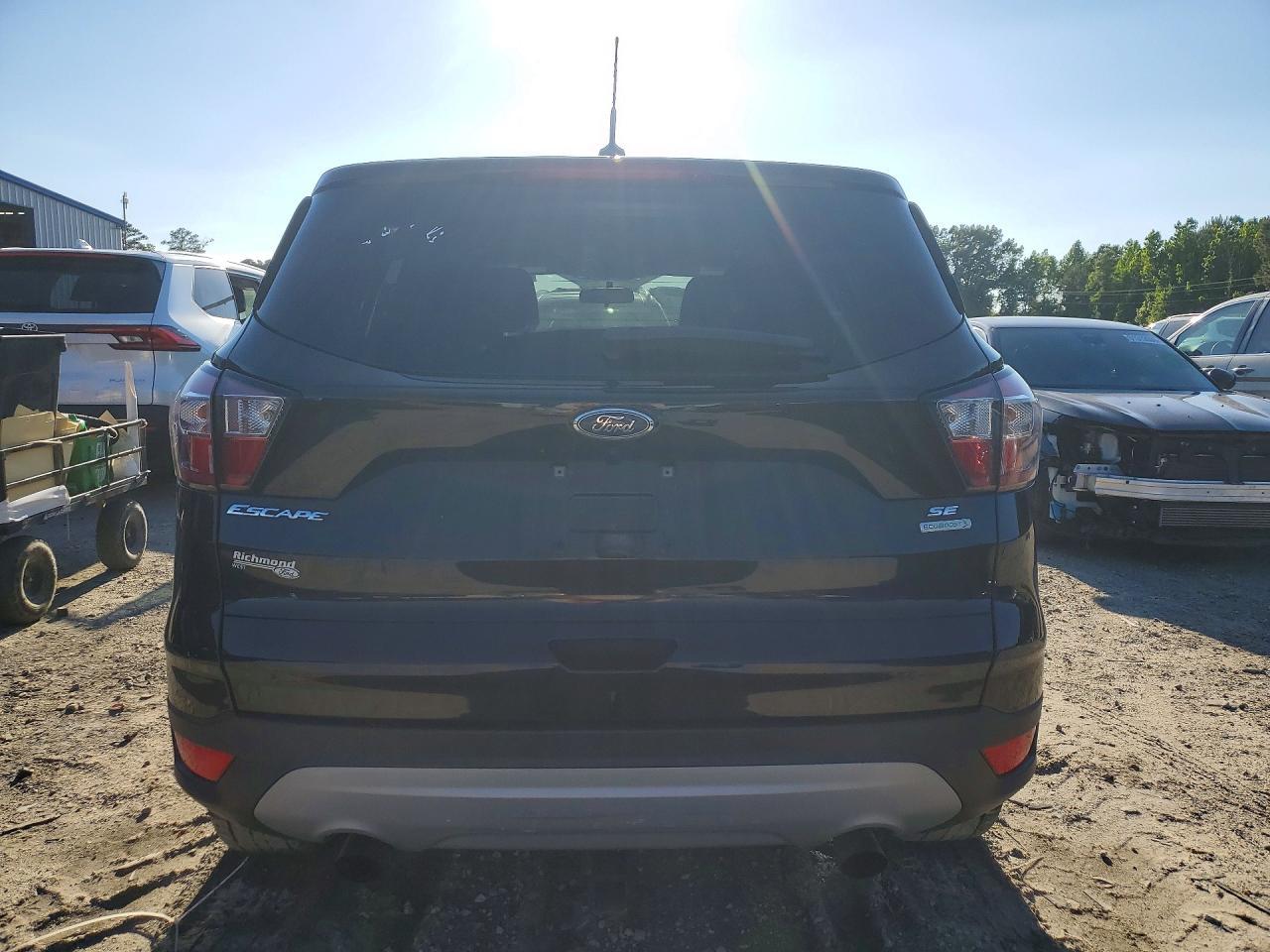 2017 Ford Escape Se - Фото 6
