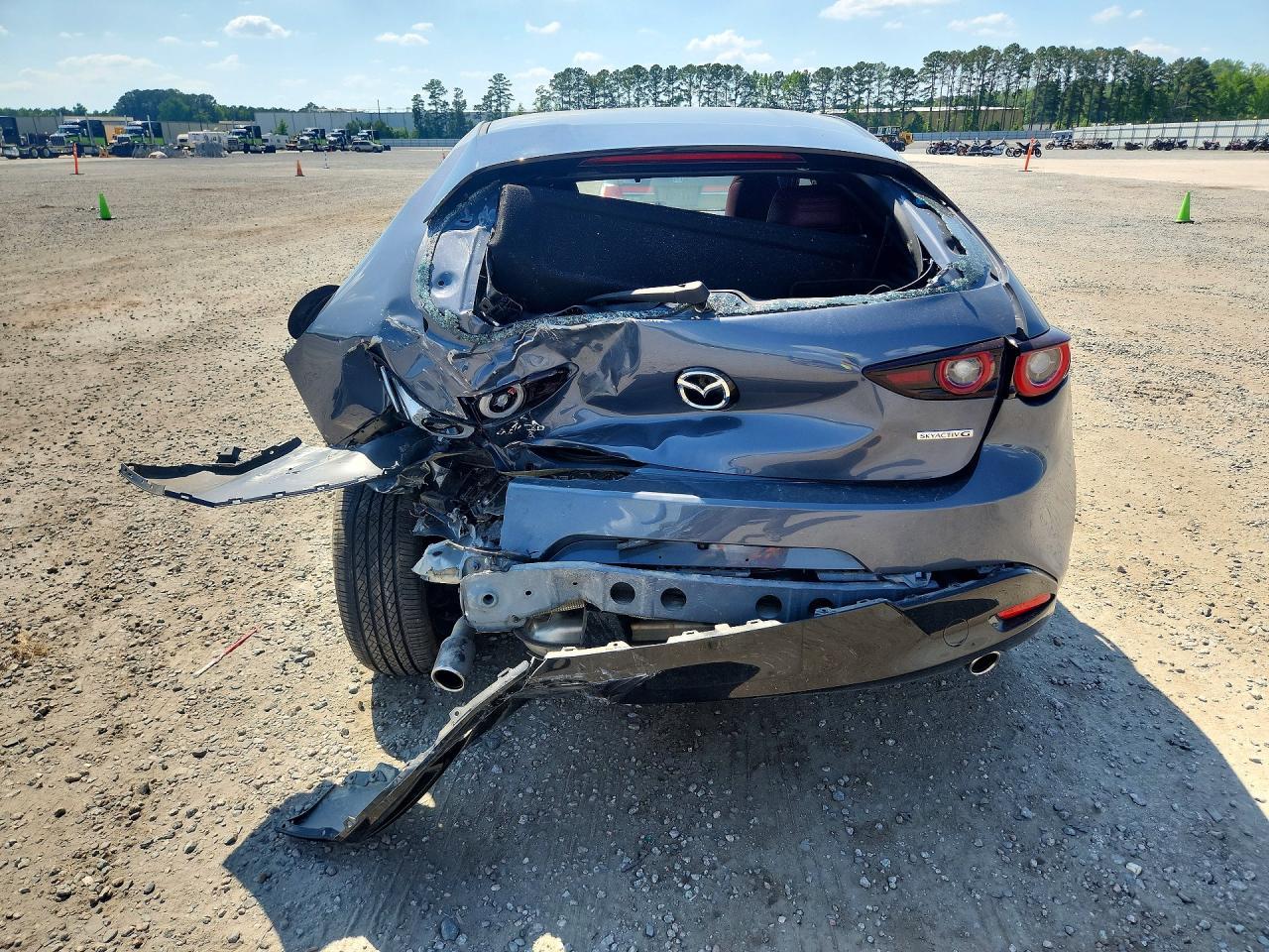 2025 Mazda 3 Preferred - Image 6