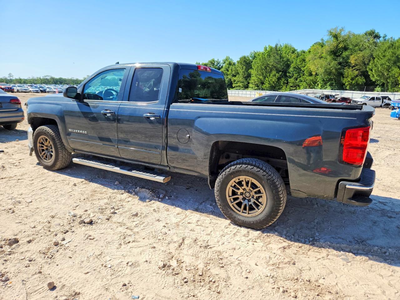 2017 Chevrolet Silverado C1500 Lt - Фото 2