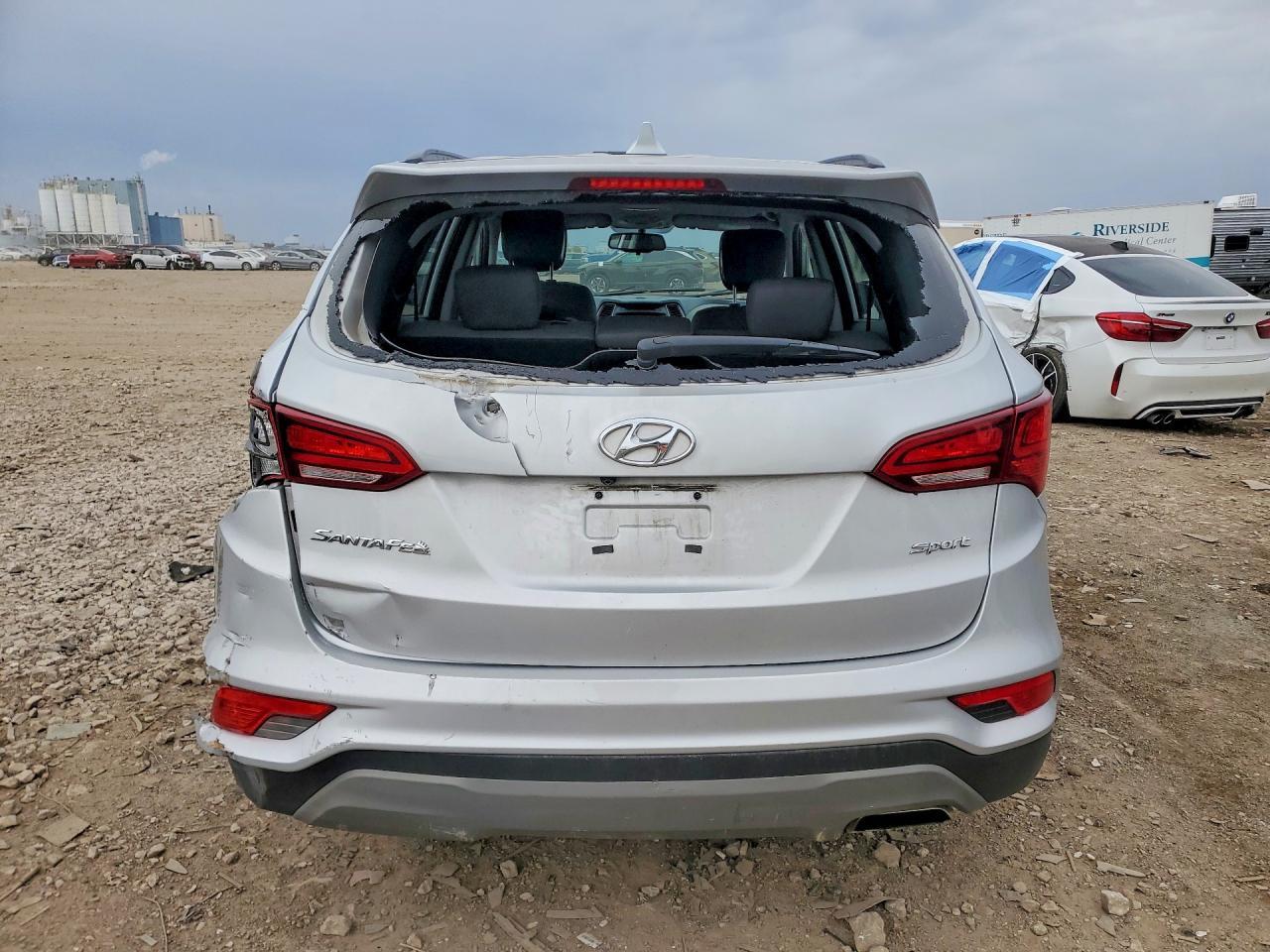 2018 Hyundai Santa Fe Sport 2.4L - Фото 6