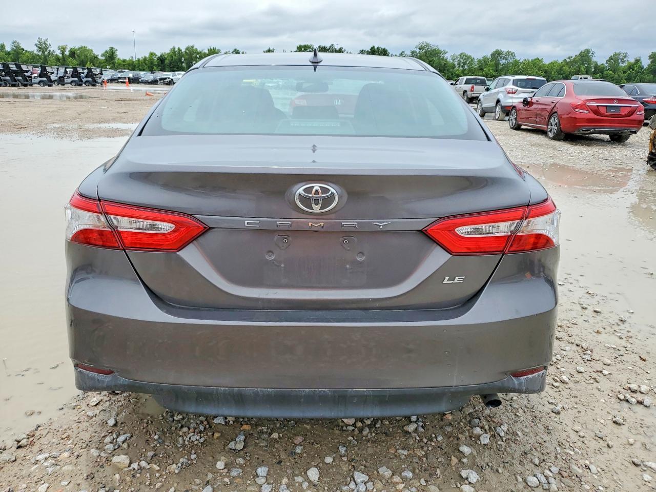 2019 Toyota Camry - Image 6