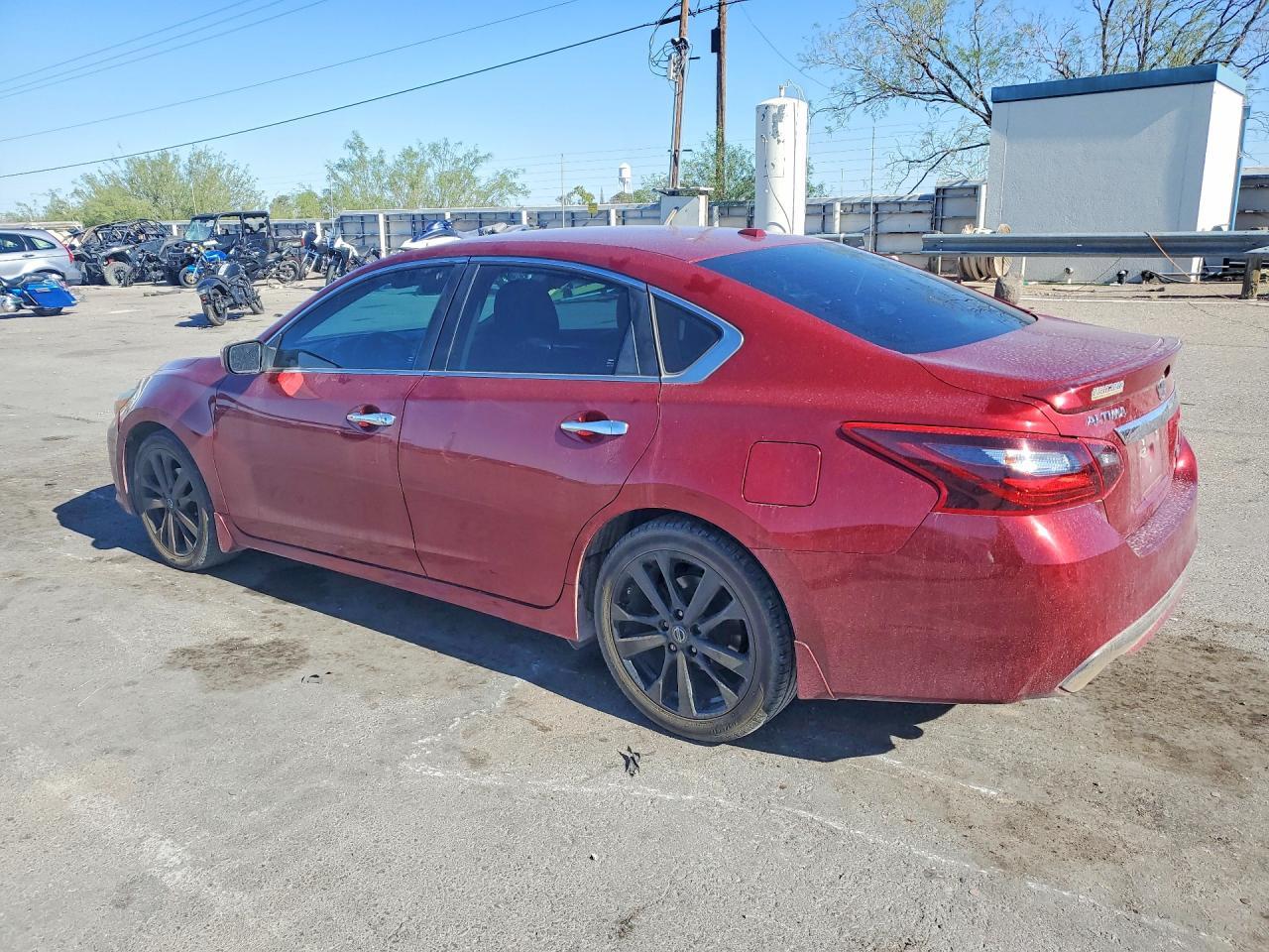 2018 Nissan Altima 2.5 Sr - Фото 2