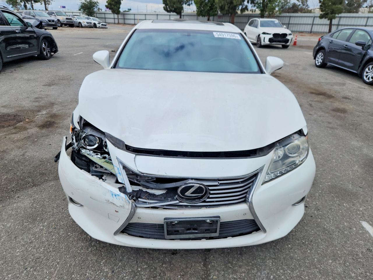 2014 Lexus Es - Image 5