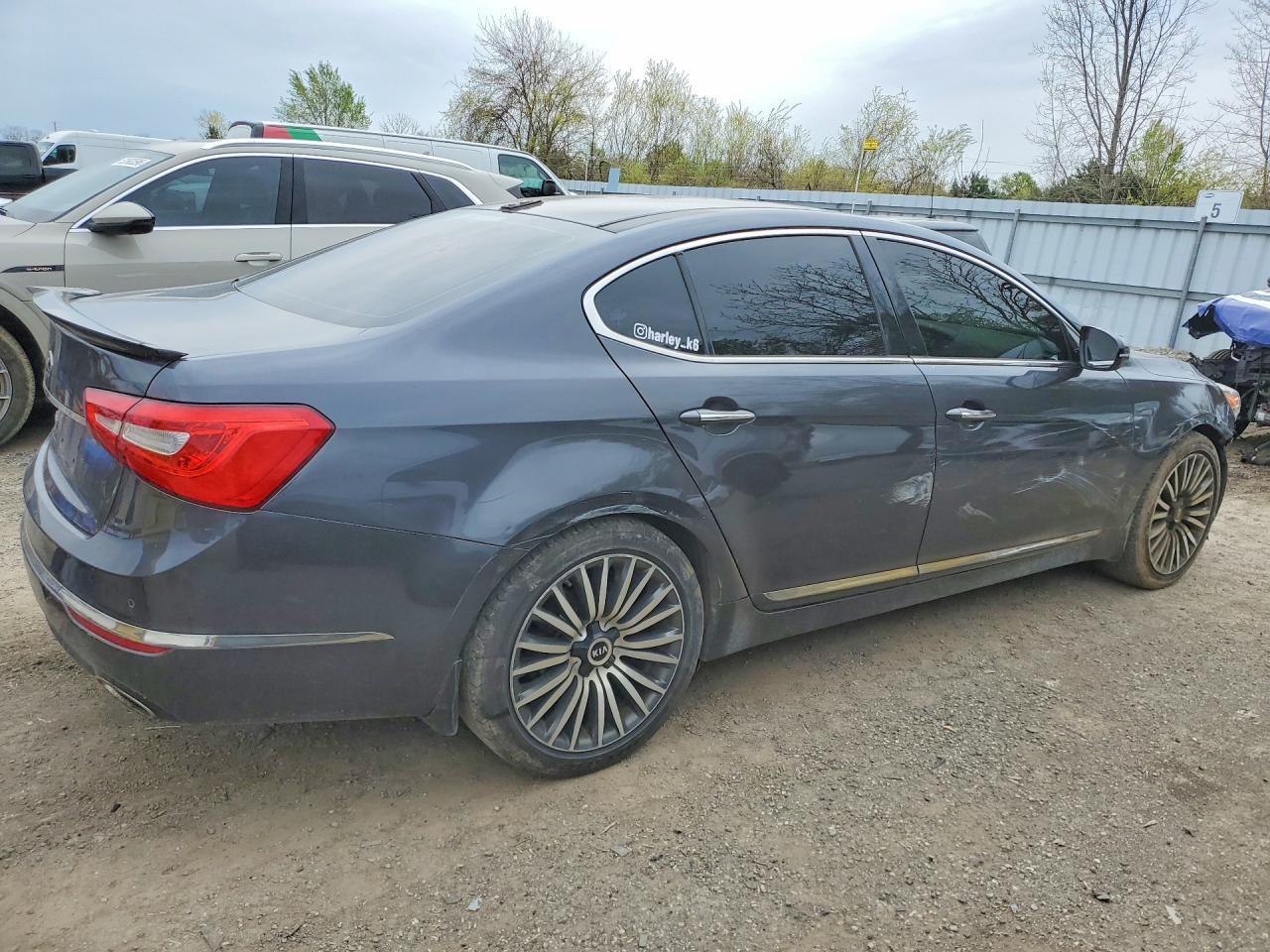 2014 Kia Cadenza Premium - Image 3