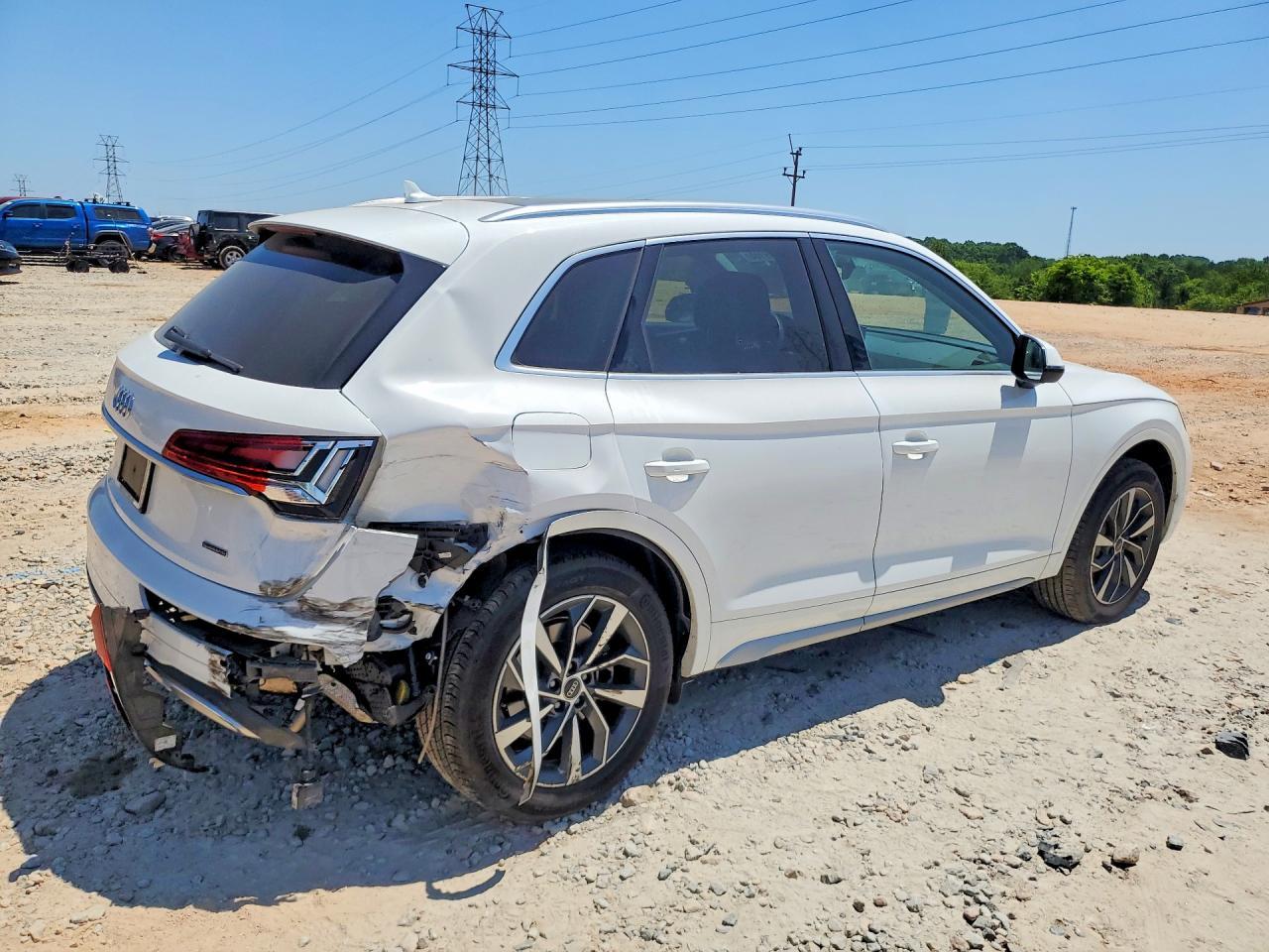 2021 Audi Q5 Premium - Фото 3