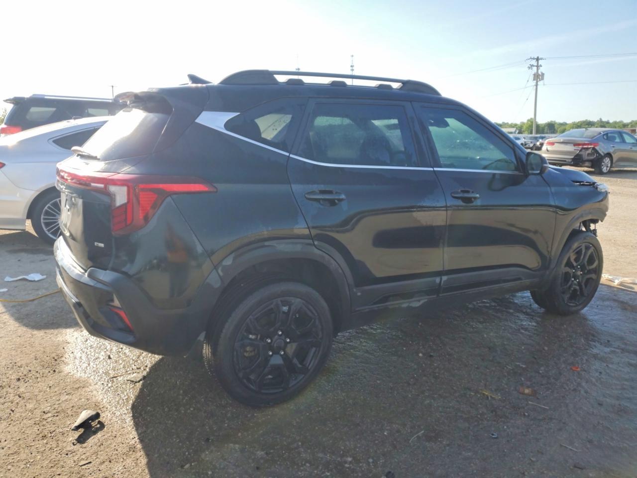 2025 Kia Seltos X Line - Image 3