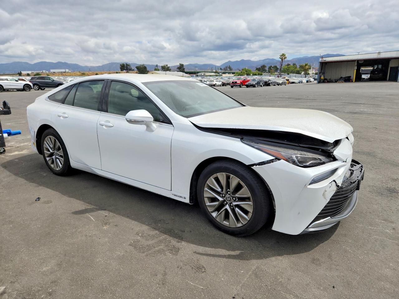 2022 Toyota Mirai Xle - Image 4