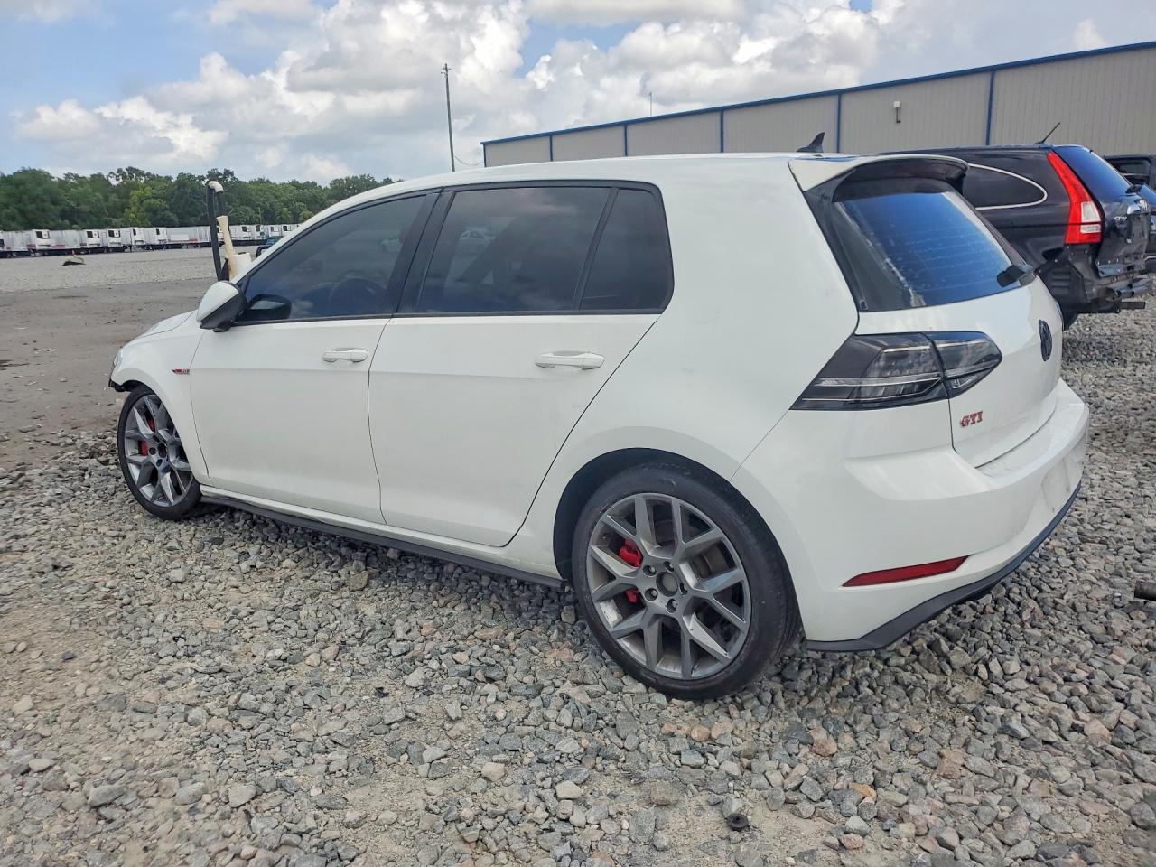 2019 Volkswagen Gti S - Image 2