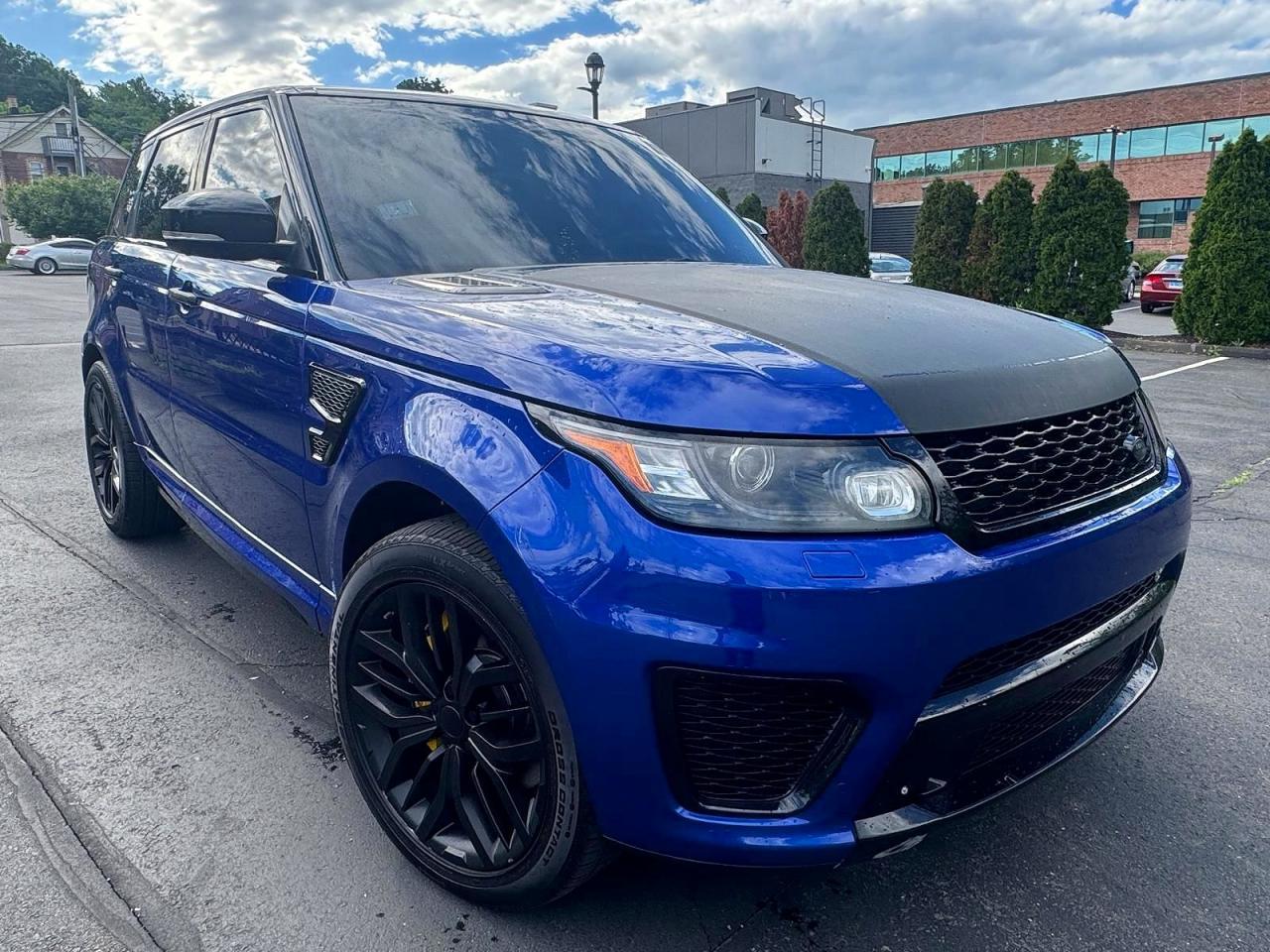 2015 Land Rover Range Rover Sport Svr - Image 4