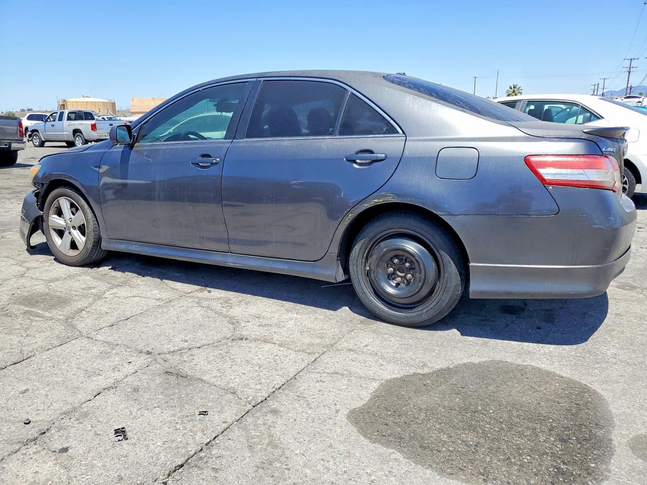 2010 Toyota Camry Se V6 - Фото 2