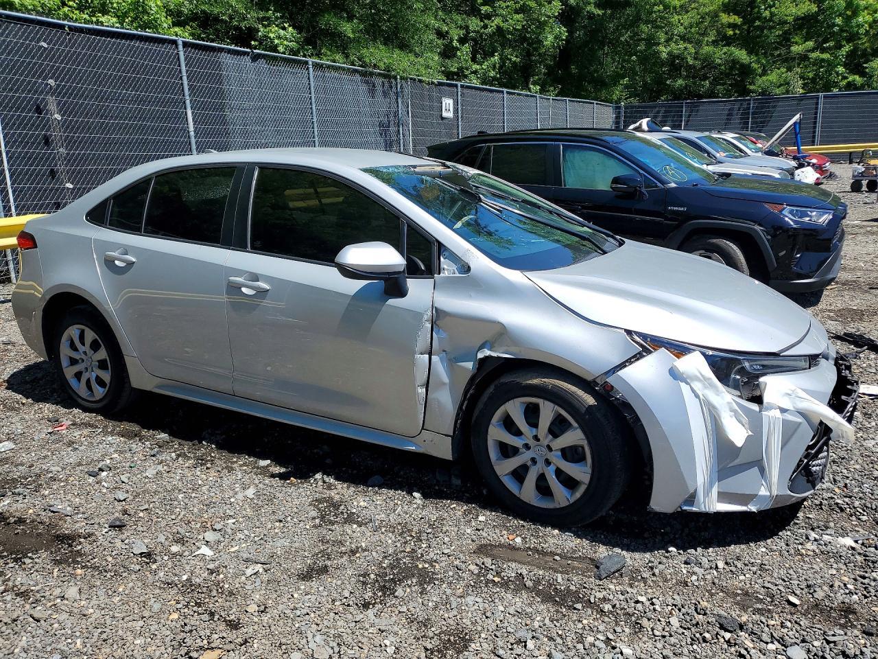 2022 Toyota Corolla Le - Фото 4