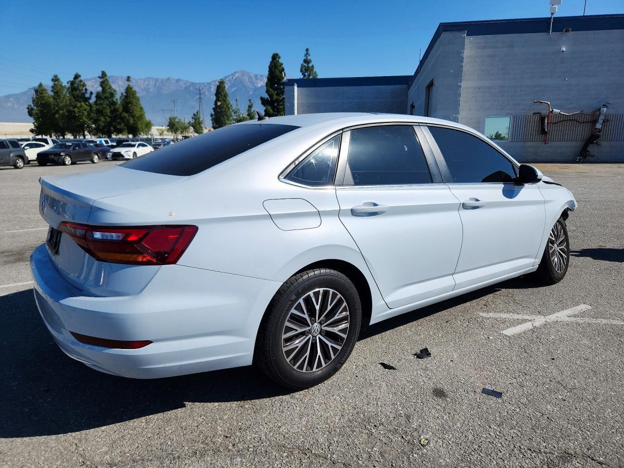 2019 Volkswagen Jetta S - Фото 3
