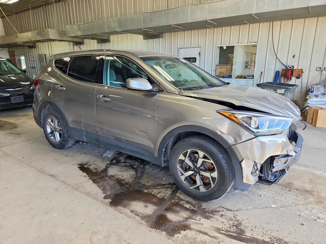 2018 Hyundai Santa Fe Sport 2.4L - Image 4