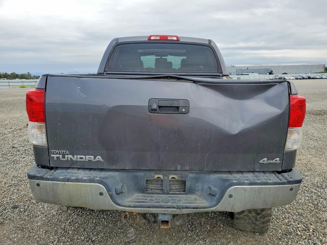2013 Toyota Tundra Platinum - Image 6