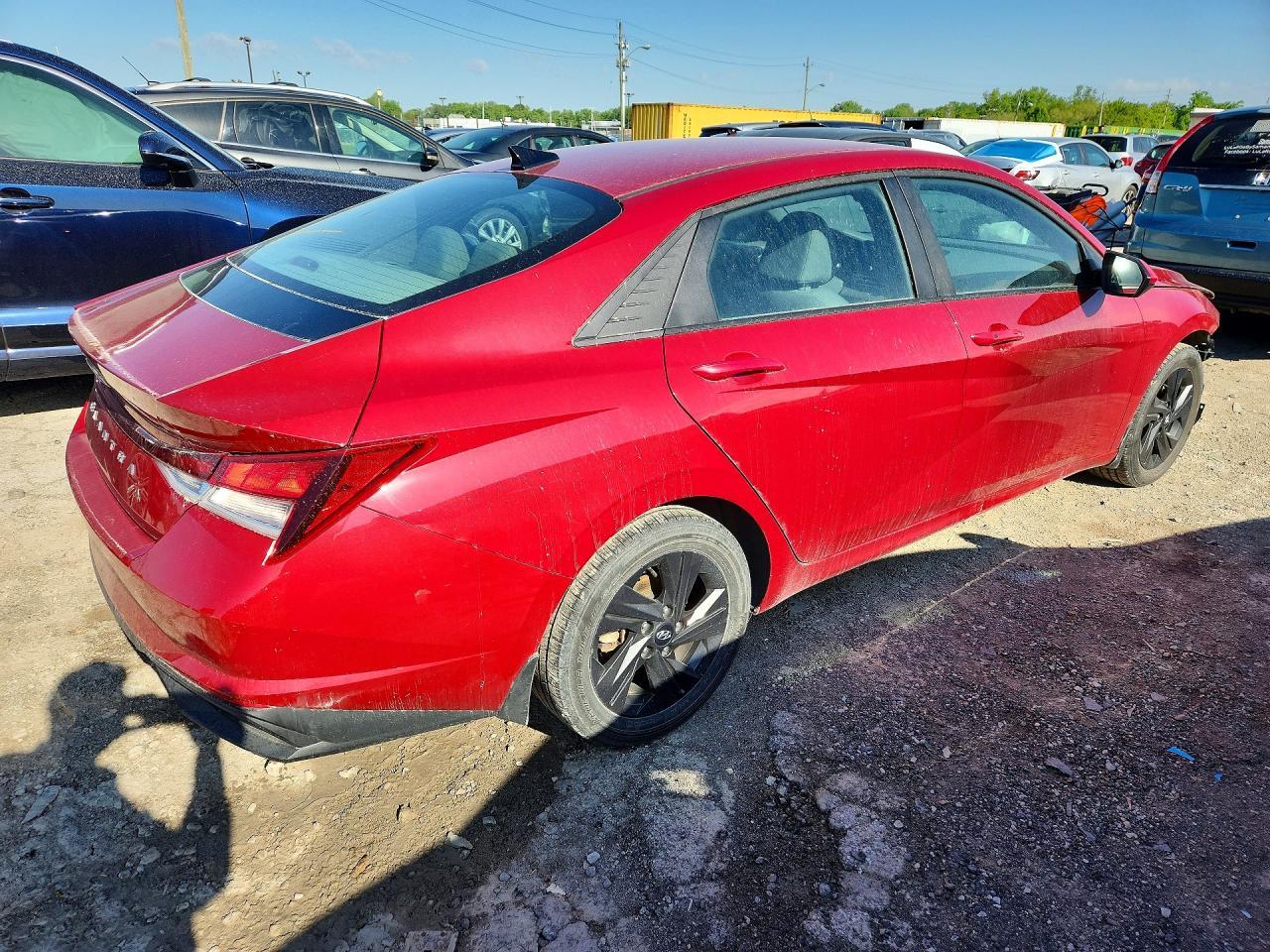 2022 Hyundai Elantra - Image 3