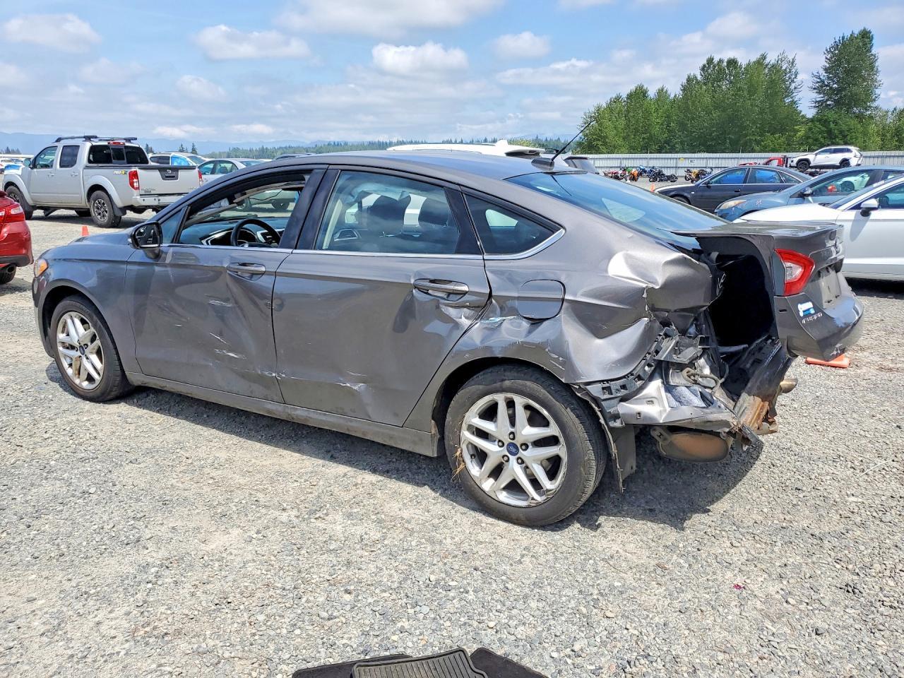 2013 Ford Fusion Se - Image 2