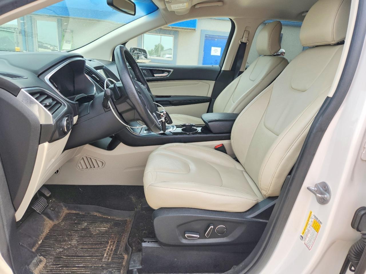 2017 Ford Edge Titanium - Фото 7