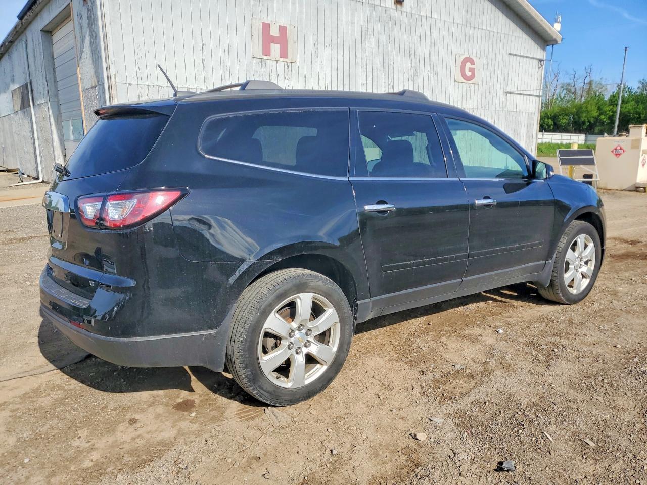 2017 Chevrolet Traverse Lt - Фото 3