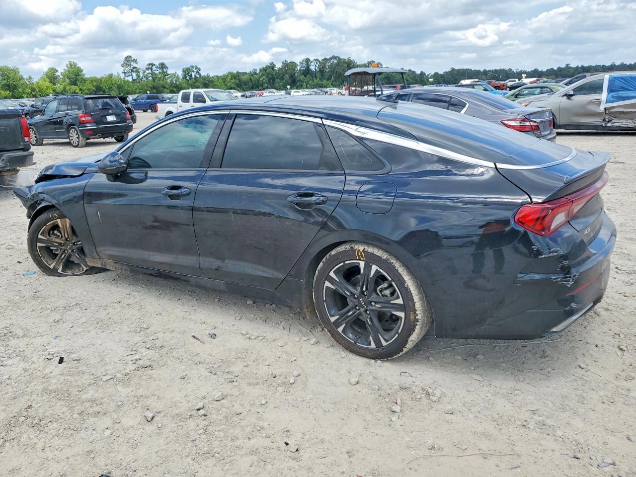 2024 Kia K5 Gt Line - Image 2