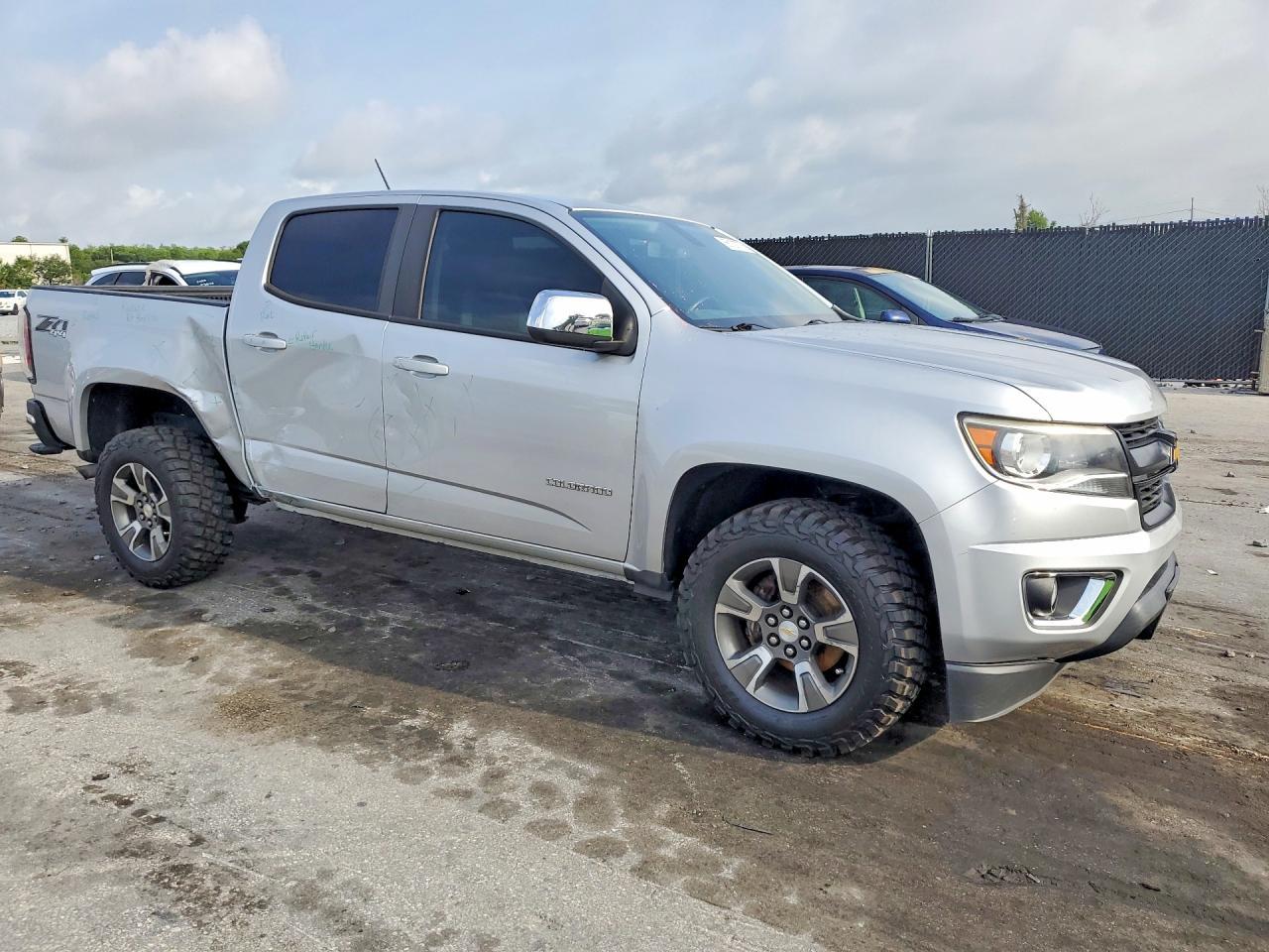 2020 Chevrolet Colorado Z71 - Фото 4
