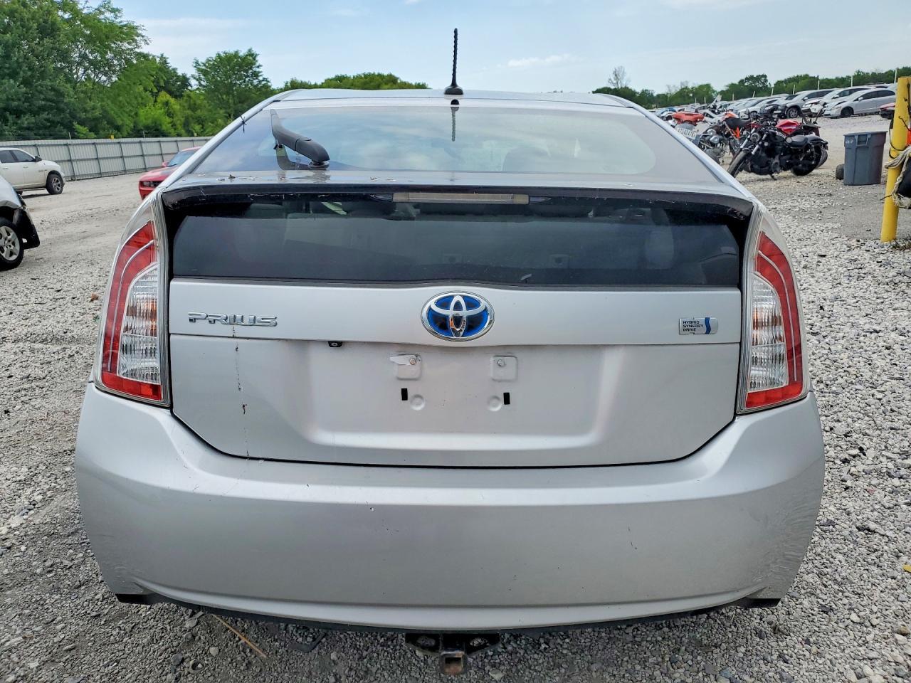 2013 Toyota Prius Four - Фото 6