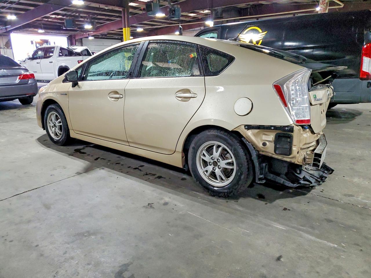 2010 Toyota Prius Ii - Image 2