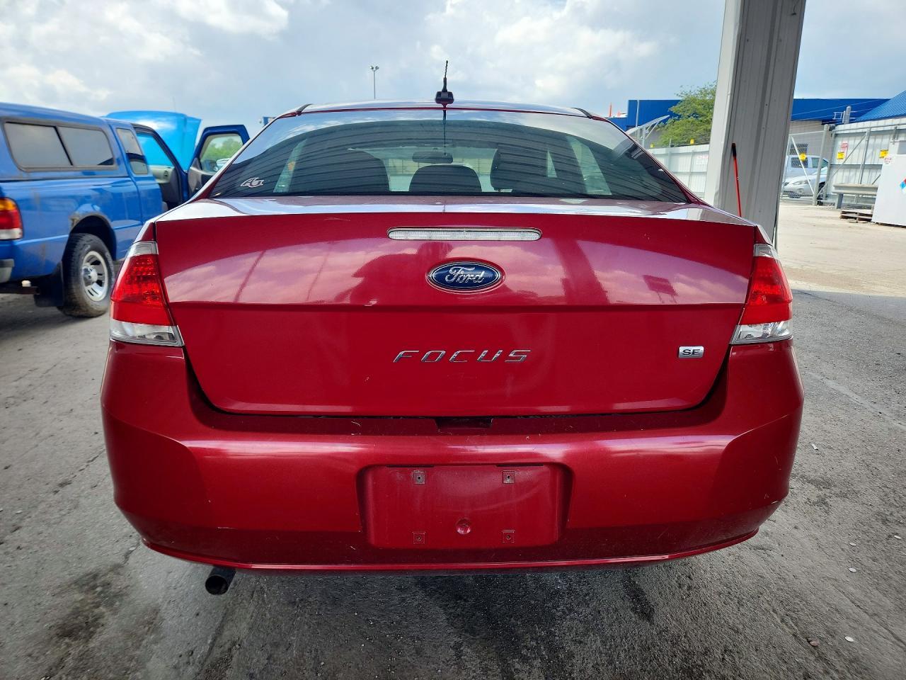 2010 Ford Focus Se - Фото 6