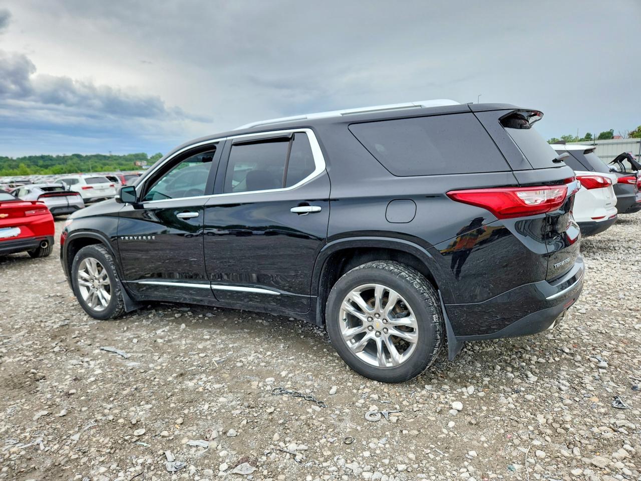 2020 Chevrolet Traverse High Country - Фото 2