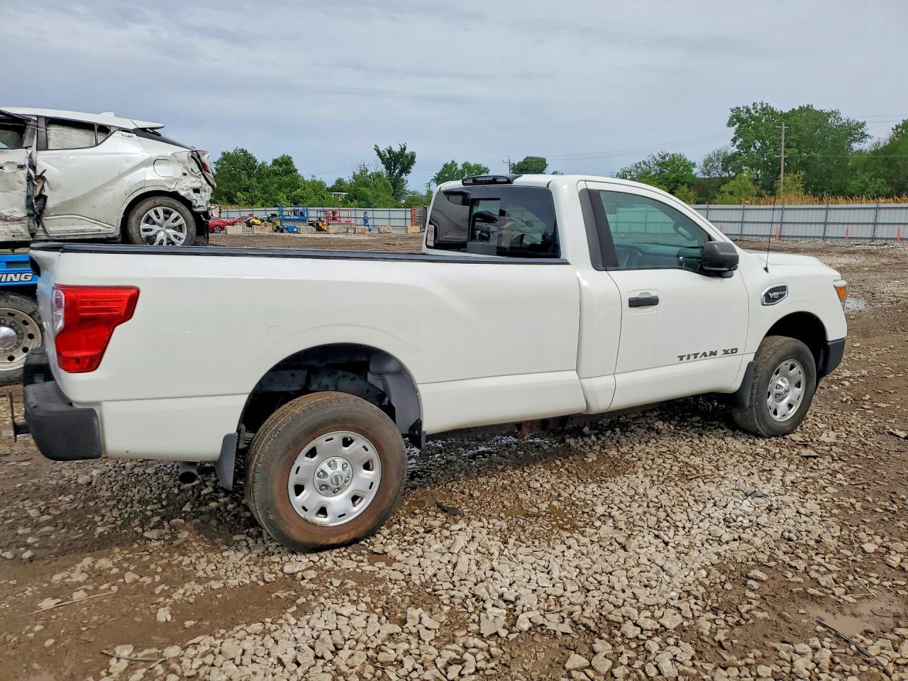 2019 Nissan Titan Xd S - Фото 3
