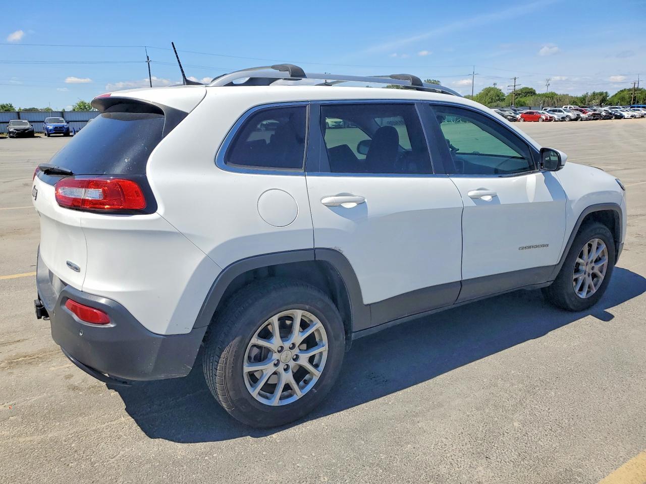 2017 Jeep Cherokee Latitude - Фото 3