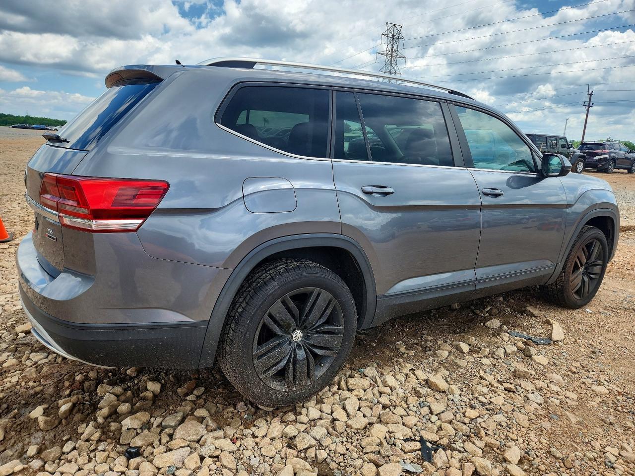 2019 Volkswagen Atlas S - Фото 3
