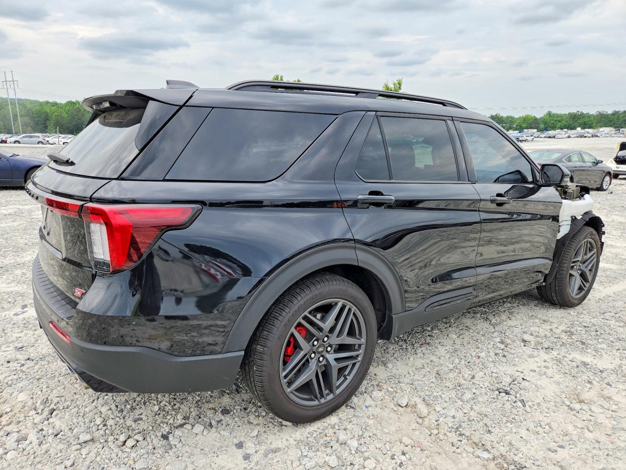2025 Ford Explorer St - Фото 3