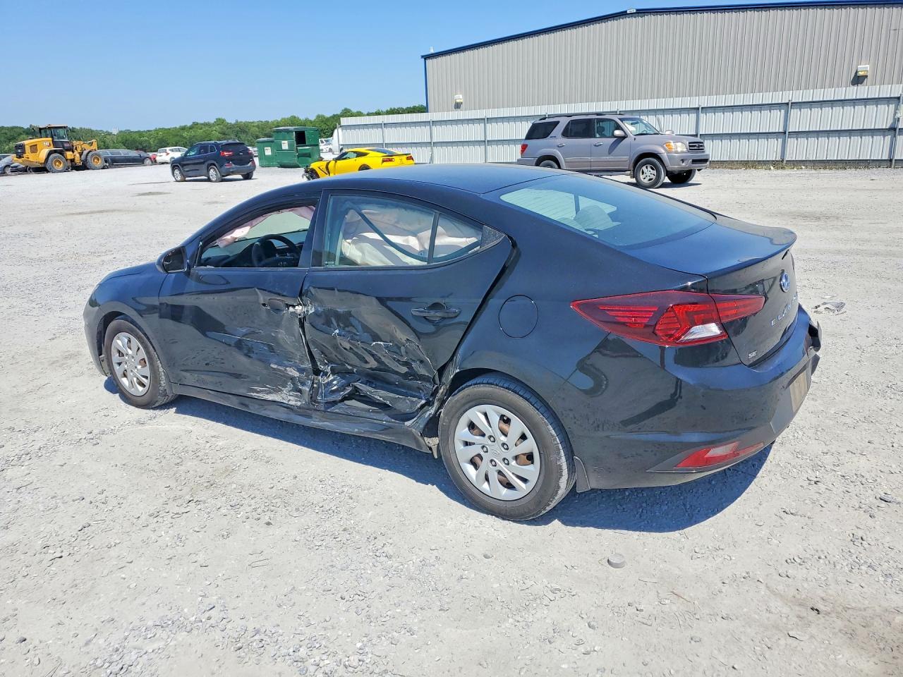 2020 Hyundai Elantra Se - Фото 2