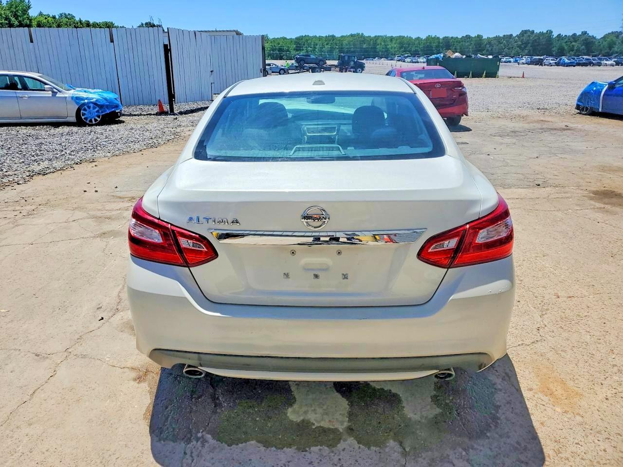 2016 Nissan Altima 2.5 Sv - Фото 6
