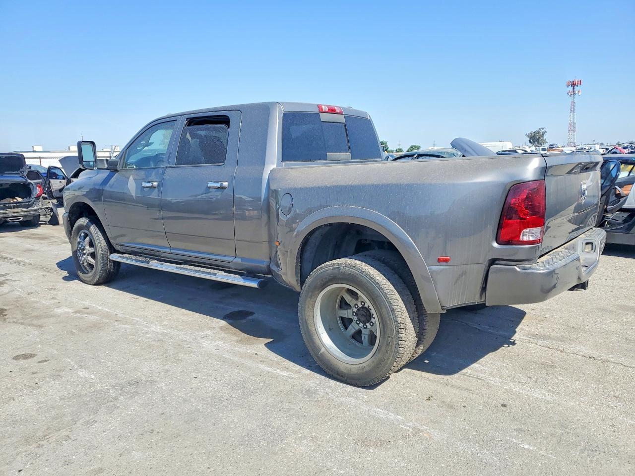 2012 Ram 3500 - Фото 2