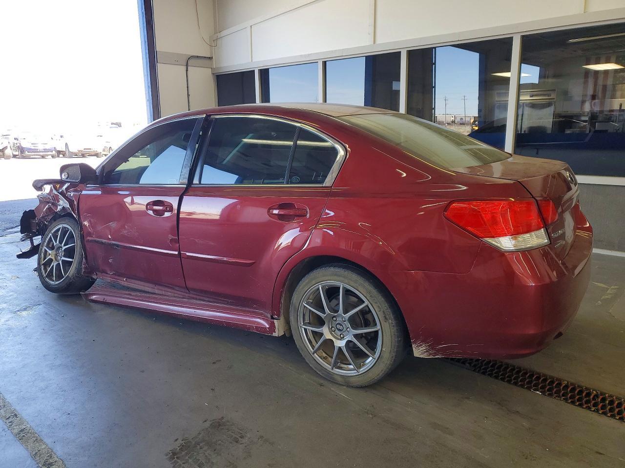 2013 Subaru Legacy 2.5I - Фото 2